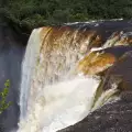 Водопадът Кайетур